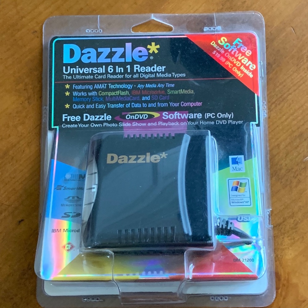 Dazzle Universal 6 in 1 Reader